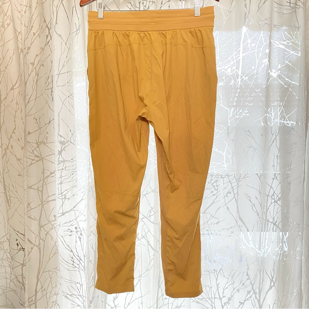 Lululemon gold buff golden yellow beyond the studio slim fit pants - Picture 6 of 12